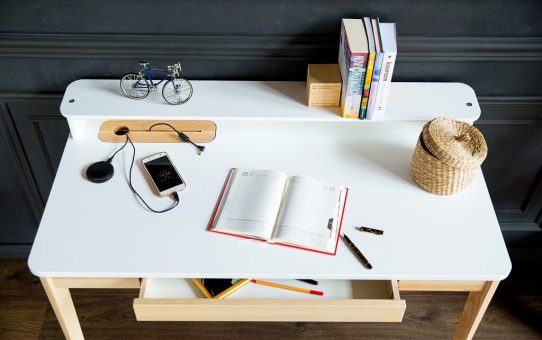 Biurka designerskie – który mebel wybrać?